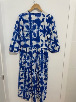 Vestido de H&M. NUEVO A ESTRENAR