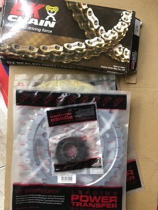 Kit Transmisión Moto Cadena Corona Piñón 530