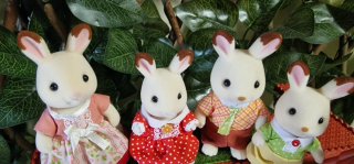 Familia Conejos Chocolate Sylvanian Families