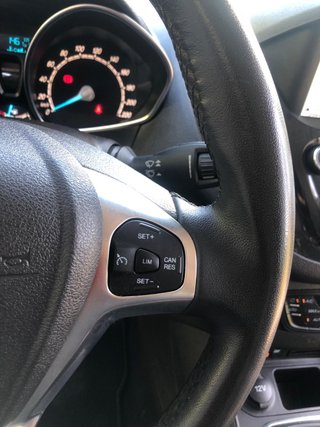Ford Tourneo Courier 2019 TITANIUM 100cv