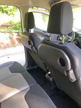 Ford Tourneo Courier 2019 TITANIUM 100cv