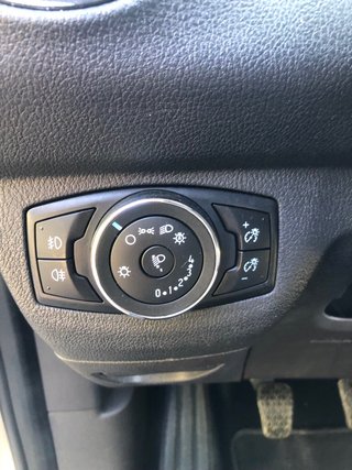 Ford Tourneo Courier 2019 TITANIUM 100cv