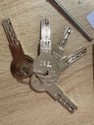Lote de 5 Cilindros Seguridad ISEO R6 NUEVO