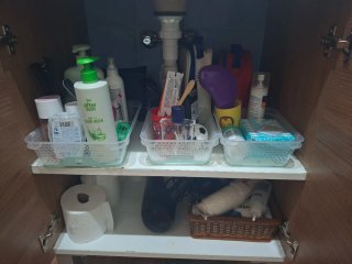 Mueble de baño con espejo y luz