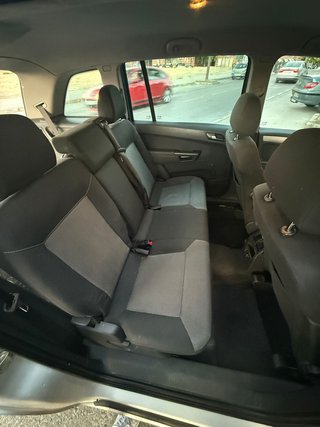 Opel Zafira 2010