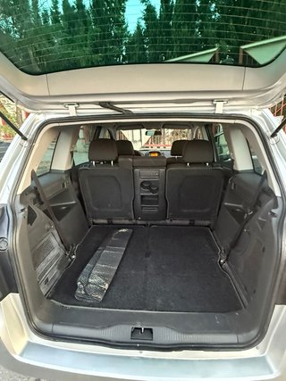 Opel Zafira 2010