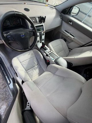 Volvo V50 2011