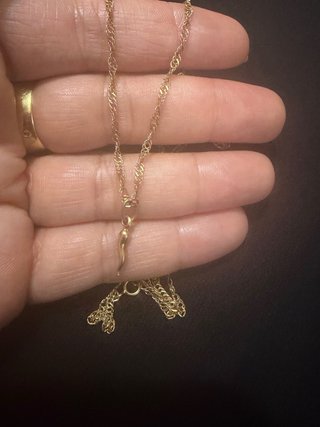 Cadena dorada trenzada con colgante oro 18