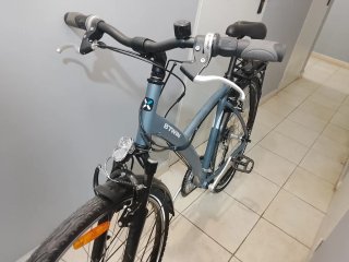 Bicicleta de paseo B'TWIN azul