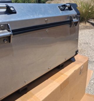 Baúl Givi Trekker Outback 58L Plata