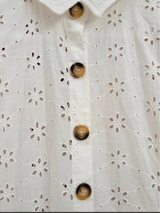 Vestido blanco verano bordado suizo Manga corta