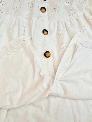 Vestido blanco verano bordado suizo Manga corta