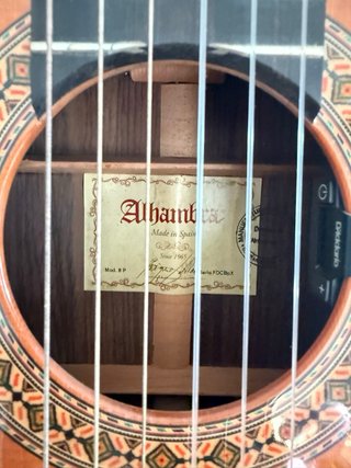 Guitarra Alhambra 8P perfecta