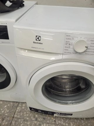 Lavadora Electrolux PerfectCare 600 8kg