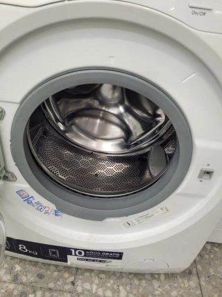 Lavadora Electrolux PerfectCare 600 8kg