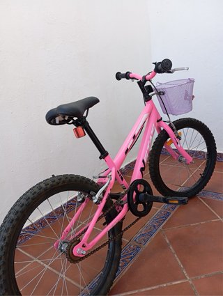 Bicicleta infantil rosa como nueva