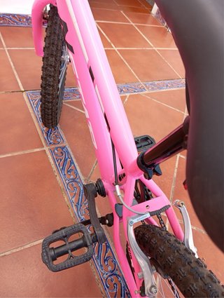Bicicleta infantil rosa como nueva