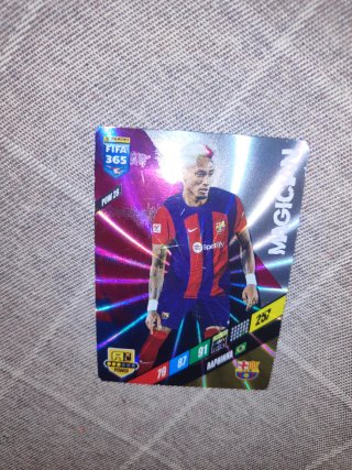 Panini FIFA 365 Raphinha POW 28 Magician