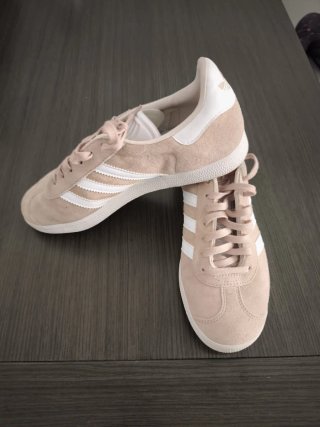 Zapatillas Adidas Gazelle Unisex usadas 1 vez
