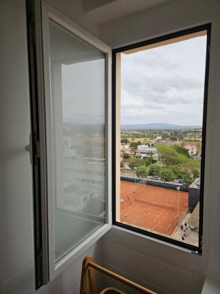 Ventanas oscilobatientes de aluminio