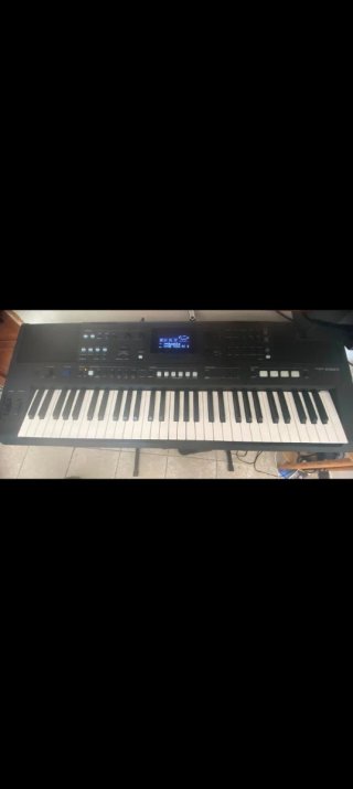 Teclado Yamaha PSR-E 583