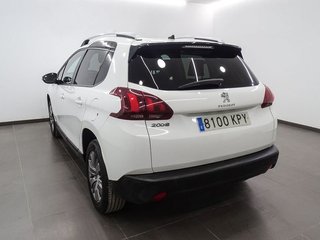 Peugeot 2008   Style 1.2L PureTech 60KW 82CV SS