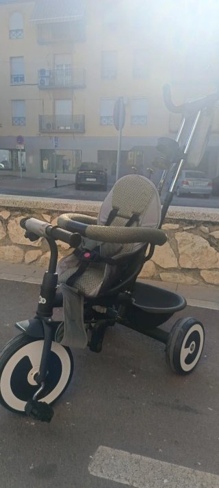 Triciclo infantil
