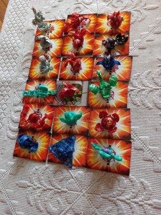 Valigetta Bakugan completa di carte e bakugam