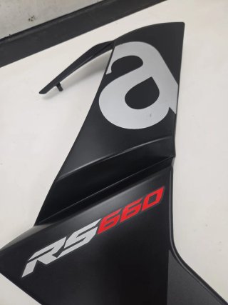 Aprilia RS 660 lateral derecho