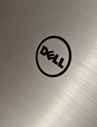 Portátil Dell Inspiron (i7/8gb RAM/500GB SSD)