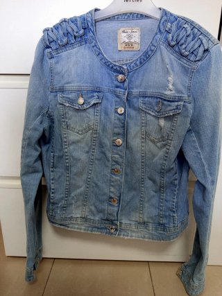 Cazadora vaquera Stradivarius Talla M/L