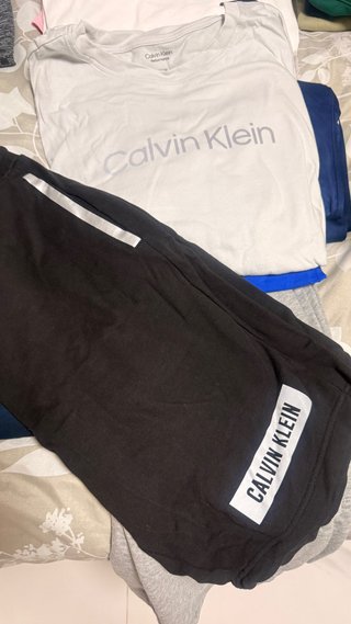 Conjunto Calvin Klein Talla M