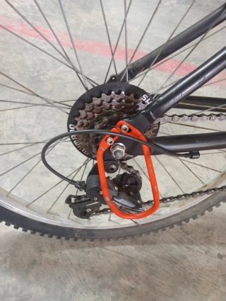 Bicicleta infantil negra