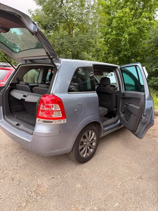 Opel Zafira 2010