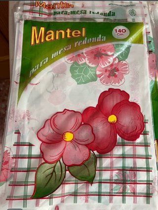 Caja metálica negra con llave