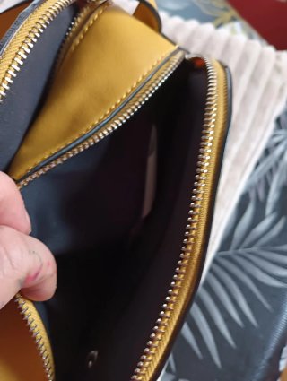 Bolso amarillo
