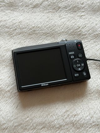 Nikon Coolpix A100 Cámara Digital Negra