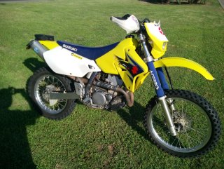 Suzuki DRZ400 E