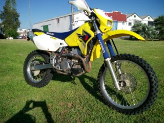 Suzuki DRZ400 E