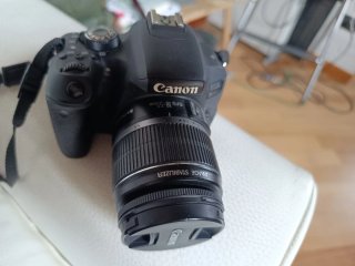 Canon EOS 800D + Obiettivo 18-55mm