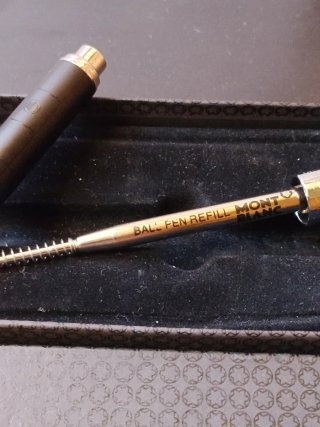 Vendo Bolígrafo Mont Blanc sin usar