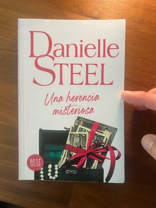 Libro Una Herencia Misteriosa Danielle Steel