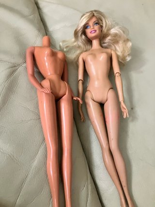 Barbie bambola corpo senza testa
