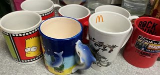 Lote de tazas de cerámica