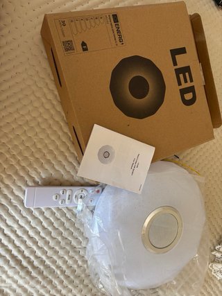 Plafoniera LED dimmerabile RGB con altoparlante Bl
