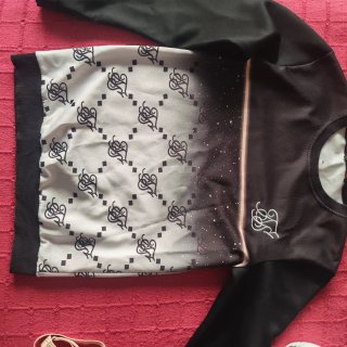 Sudadera Sik Silk Negra y Blanca