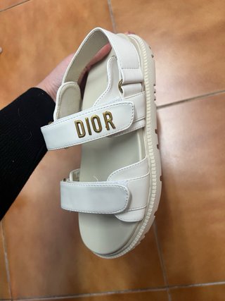 Sandalias Dior Blancas Tira Dorada