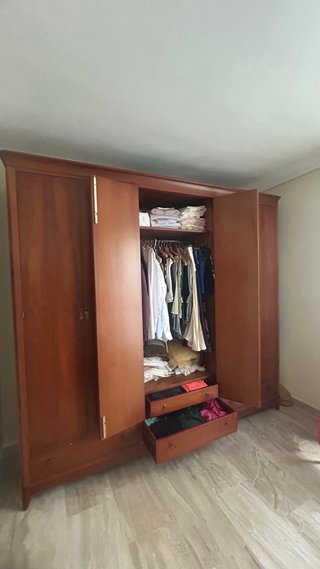 Armario cerezo 6 puertas