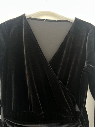 Vestido Terciopelo Negro Manga Larga