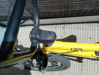 Bicicleta Monty BMX Amarilla